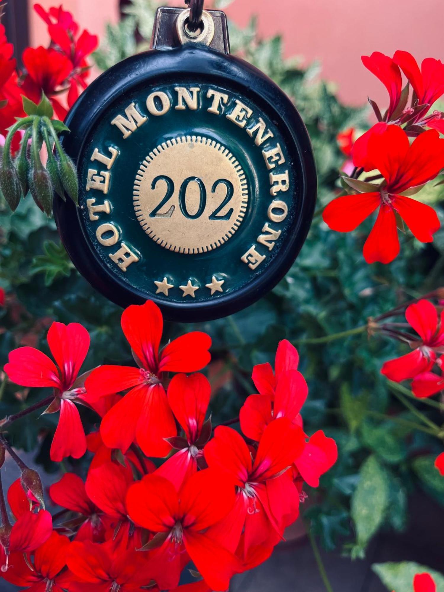 Hotel Ristorante Montenerone Apecchio Εξωτερικό φωτογραφία